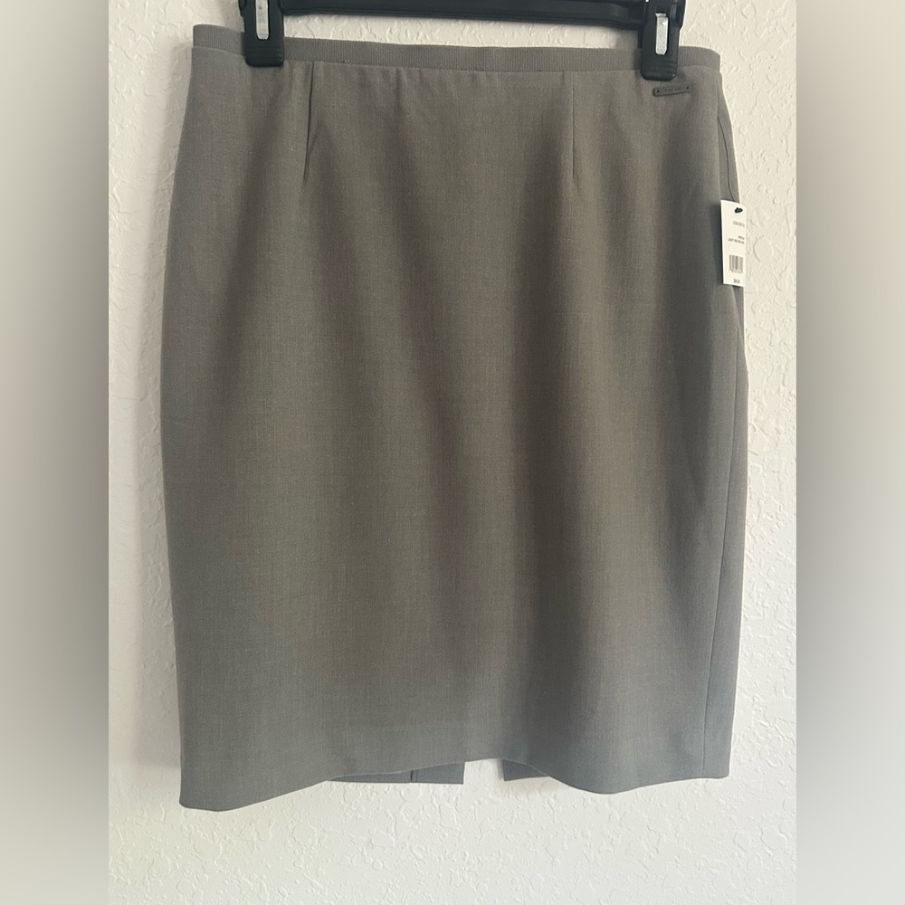 Tahari Grey Skirt Size 4